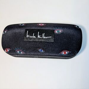 👁️✨ Nicole Miller Hard Eyeglass Case – Brand New